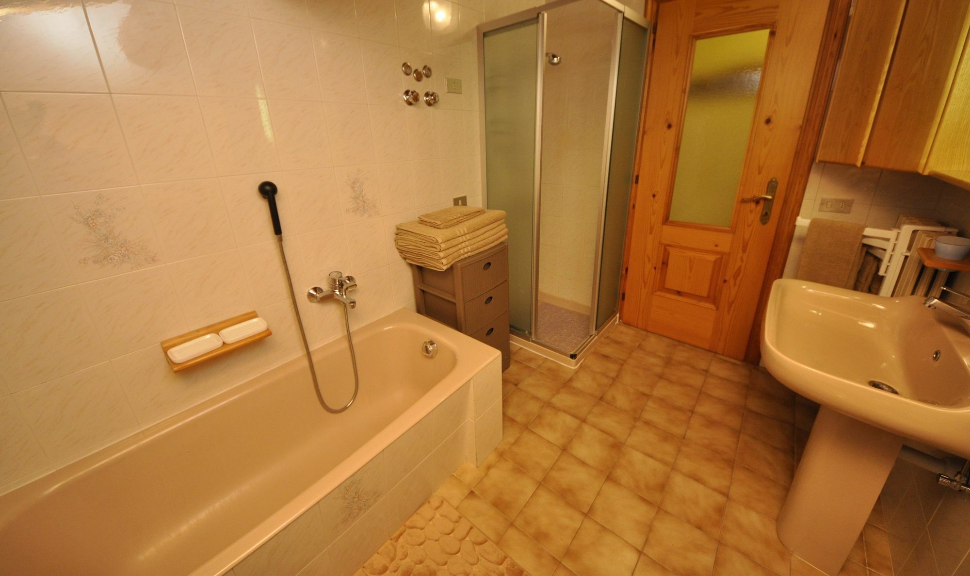 Appartamento Valeriano By Livigno Accomodation المظهر الخارجي الصورة